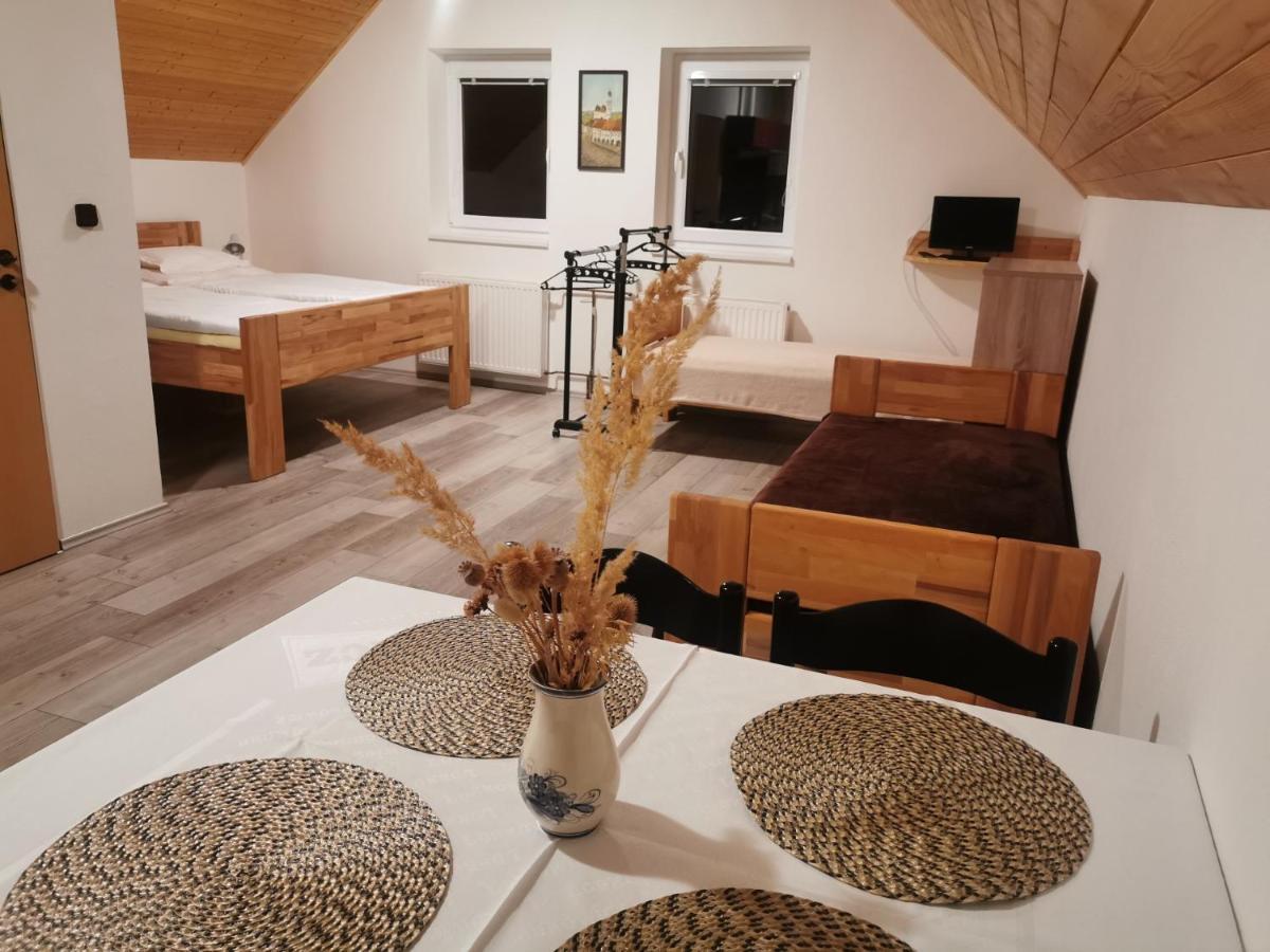 Apartman U Brabcu 普拉查蒂斯 外观 照片